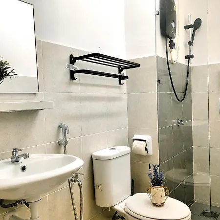 Alanis Residence Sepang Klia Kota Warisan Exterior photo
