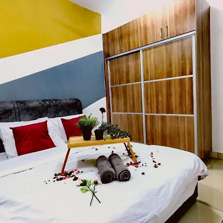 Alanis Residence Sepang Klia Kota Warisan Exterior photo