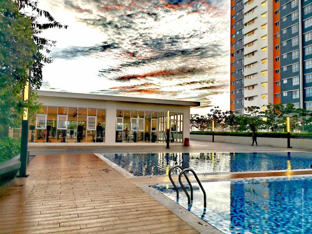 Alanis Klia Kota Warisan Apartment *
